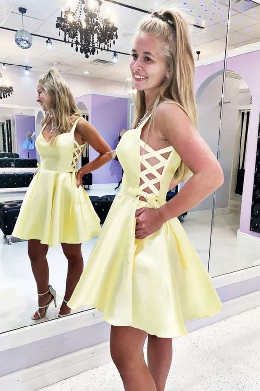 Yellow Satin Short Prom Dress Lovely A-Line Homecoming Party Dress