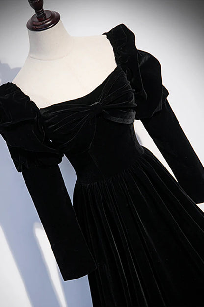 Black Velvet Long Sleeve Prom Dress A-Line Evening Party Dress