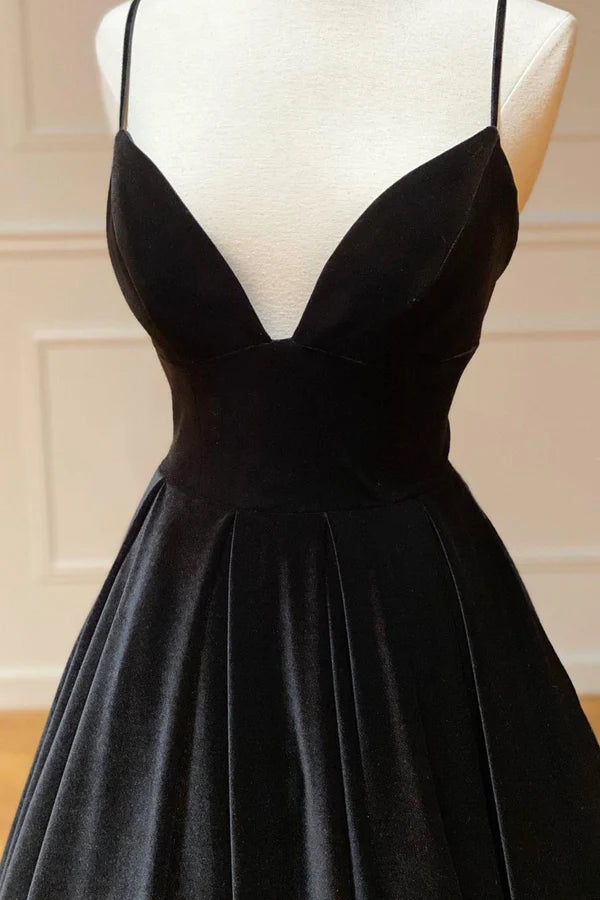 Black Velvet Long A-Line Prom Dress V-Neck Backless Evening Formal Dress