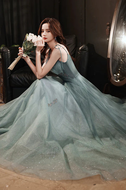 Beautiful Green Tulle Long Prom Dress A-Line Spaghetti Straps Evening Dress