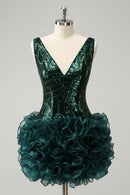 Glitter Dark Green V Neck Sequins Homecoming Dress with Detachable Ruffles