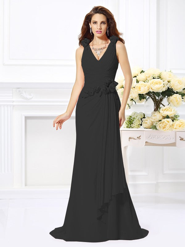 Trumpet/Mermaid V-neck Hand-Made Flower Sleeveless Long Chiffon Bridesmaid Dresses