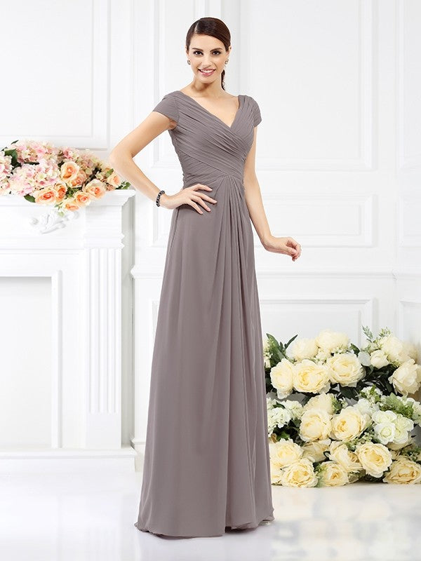 A-Line/Princess V-neck Pleats Short Sleeves Long Chiffon Bridesmaid Dresses