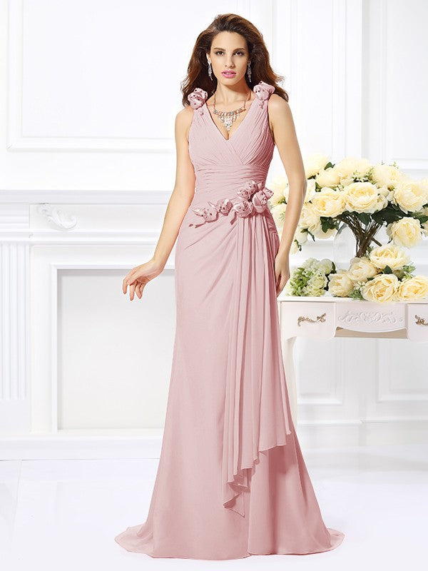 Trumpet/Mermaid V-neck Hand-Made Flower Sleeveless Long Chiffon Bridesmaid Dresses