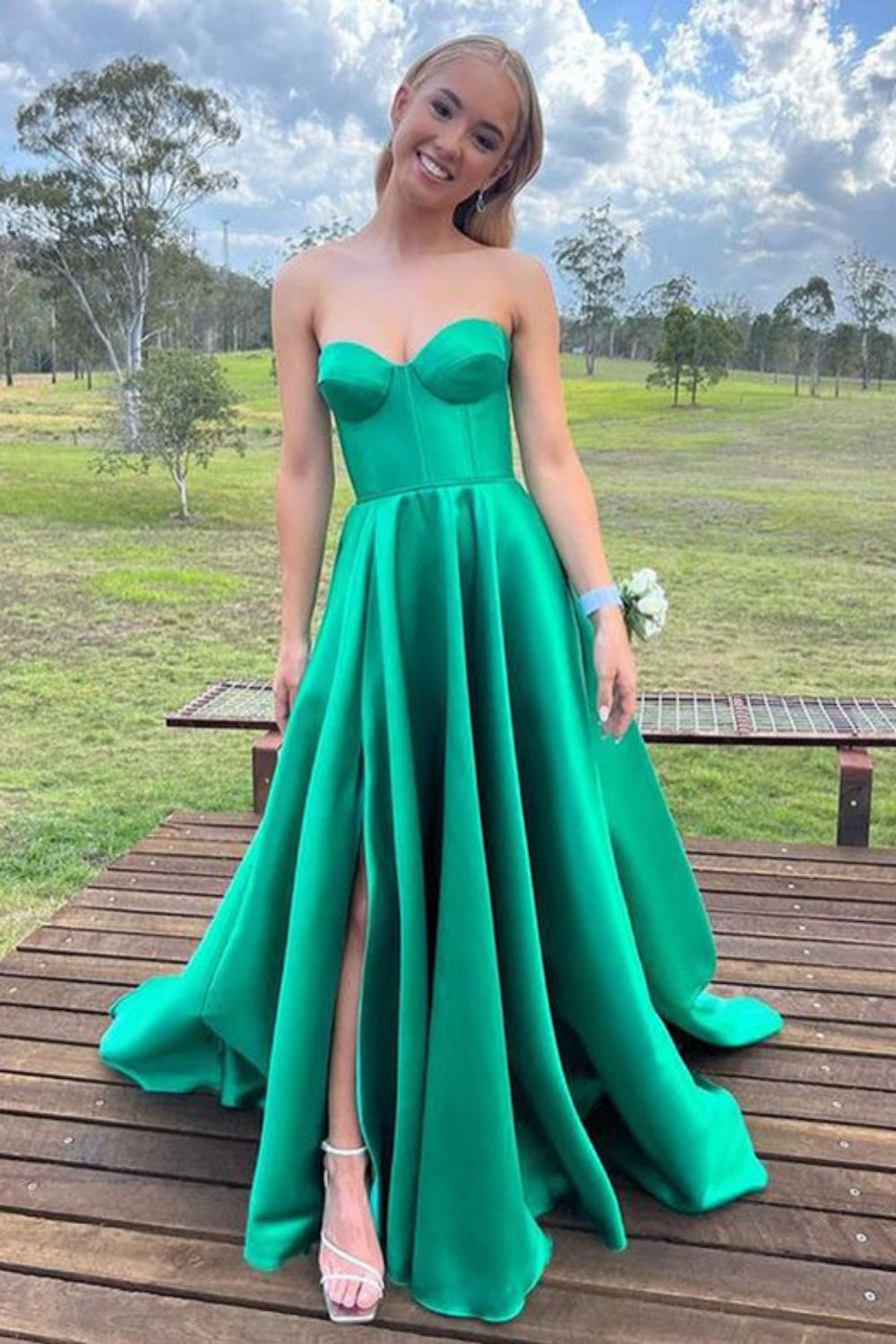 Princess A Line Sweetheart Green Long Prom Dress with Split Front