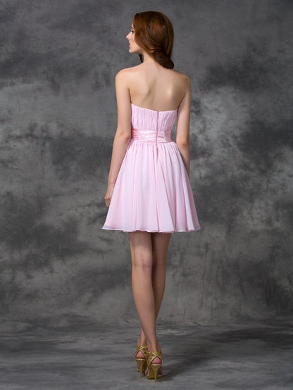 A-line/Princess Sweetheart Ruched Sleeveless Short Chiffon Dresses