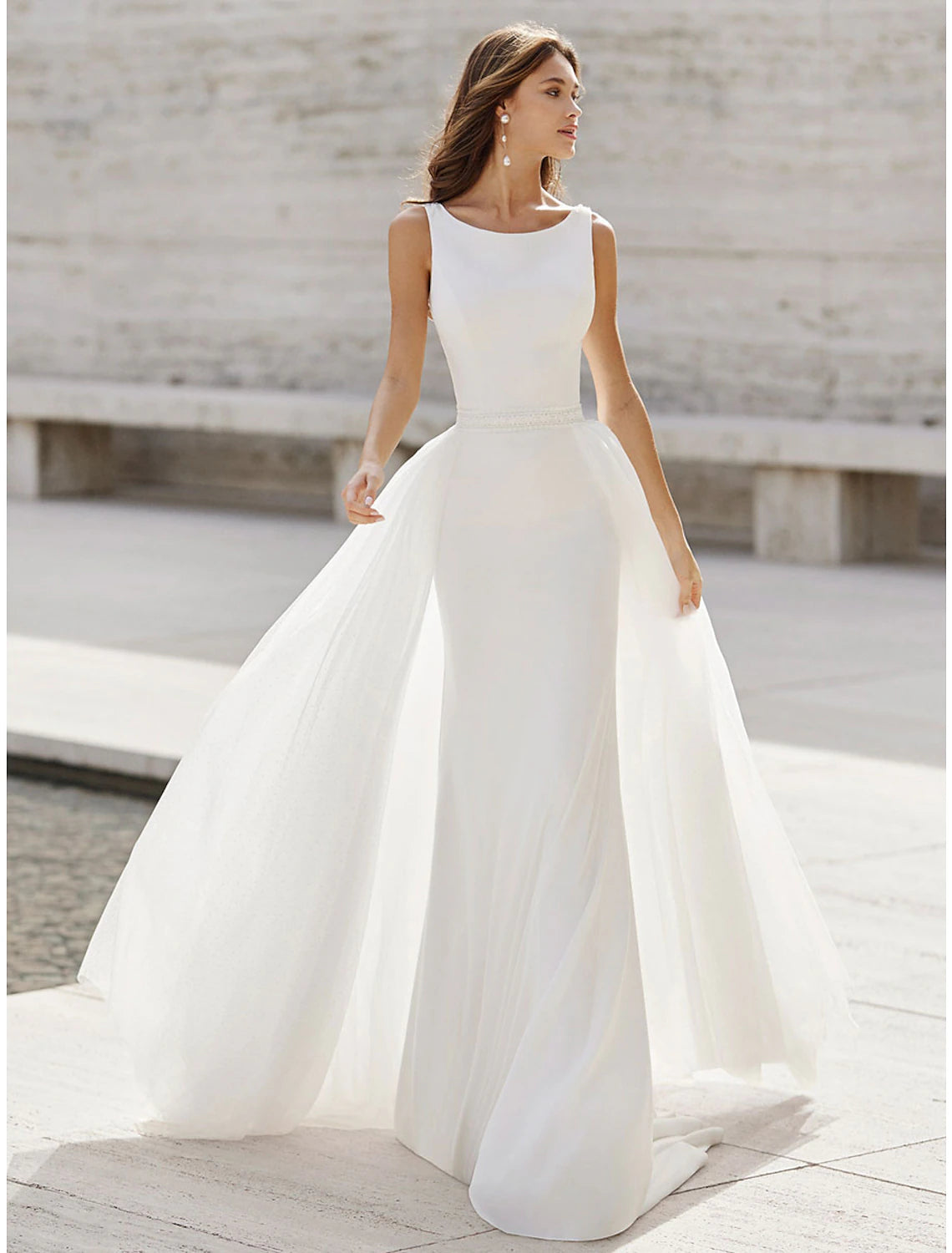 Beach Open Back Wedding Dresses Mermaid / Trumpet Scoop Neck Sleeveless Court Train Satin Bridal Suits Bridal Gowns