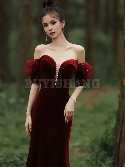 Buyishang Burgundy Sweetheart Neck Mermaid Long Prom Dress Velvet Bridesmaid Dress Bridesmaid dress shop