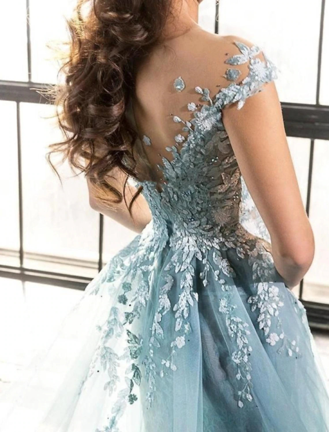 Mermaid / Trumpet Luxurious Floral Engagement Formal Evening Dress V Neck Short Sleeve Floor Length Tulle with Appliques