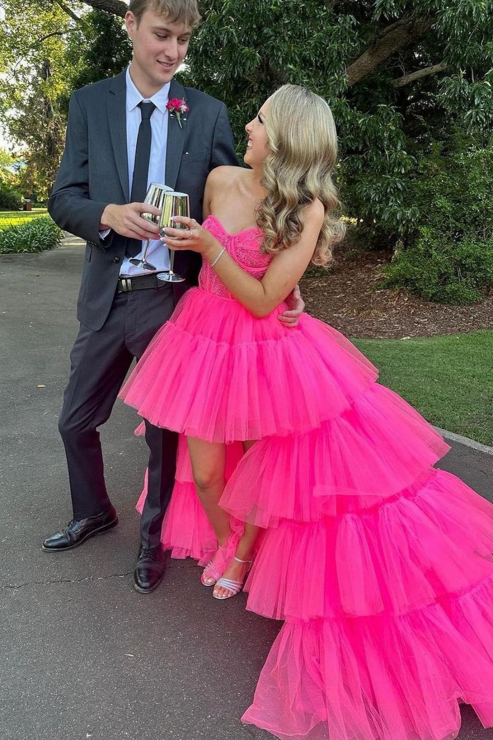 Hot Pin High-Low Sweetheart Sweep Train Ruffle Tulle Prom Dress