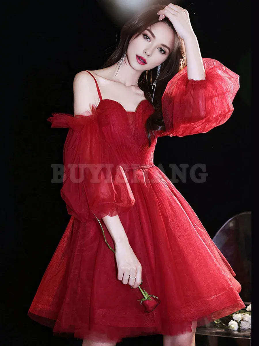 Buyishang Red Sweetheart Neck Tulle Short Prom Dress Puffy Red Homecoming Dresses prom dress in store