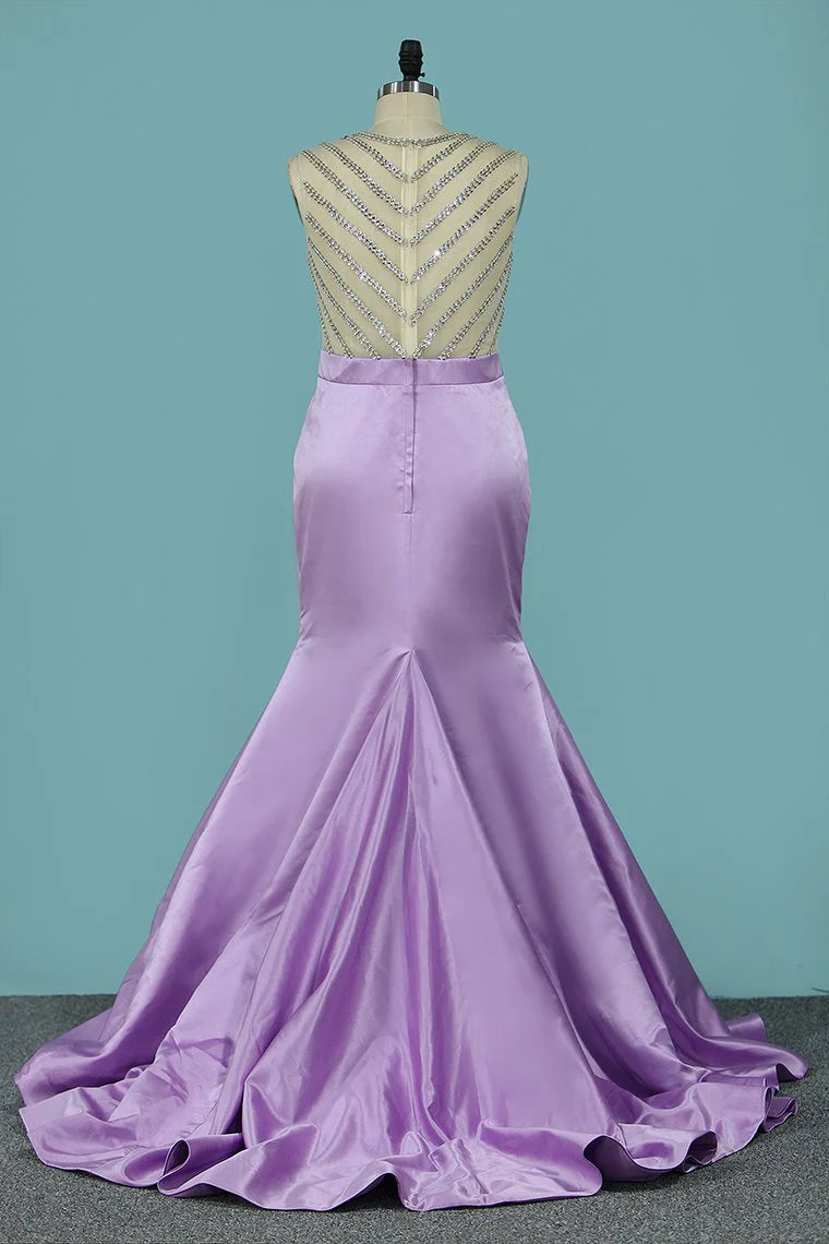 Sexy Mermaid/Trumpet Party Dresses Scoop Satin With Beadings