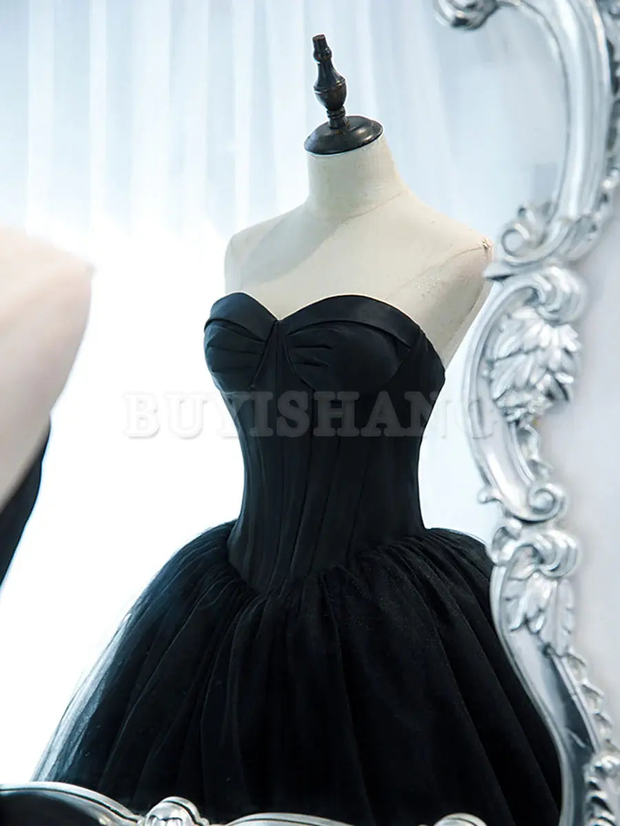 Buyishang Simple Black Sweetheart Neck Tulle Long Prom Dress Black Evening Dresses prom dresses shops ﻿