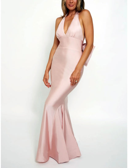 Mermaid / Trumpet Bridesmaid Dress Halter Neck Sleeveless Pink Floor Length Stretch Satin with Bow(s) / Ruching