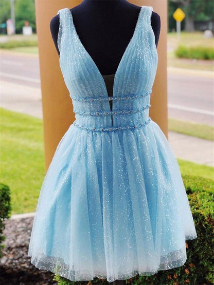 A-Line/Princess Tulle Beading V-neck Sleeveless Short/Mini Homecoming Dresses