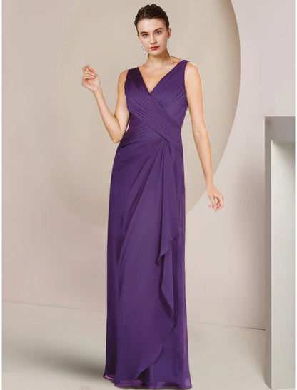 A-Line Mother of the Bride Dress Wedding Guest Elegant V Neck Floor Length Chiffon Long Sleeve with Ruffles Ruching