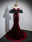 Buyishang Trumpet/Mermaid Velvet Burgundy Long Prom Dress with Beads