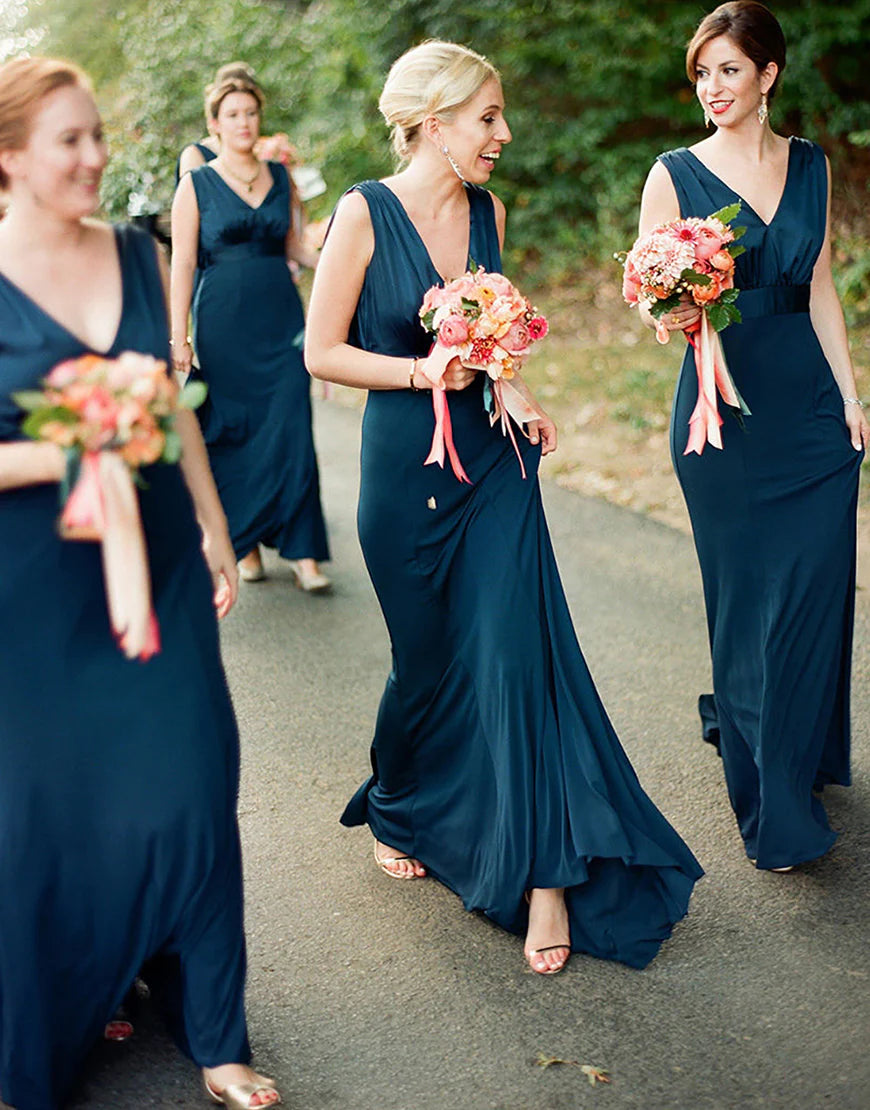 Peacock Sheath-Column V-Neck Long Bridesmaid Dress