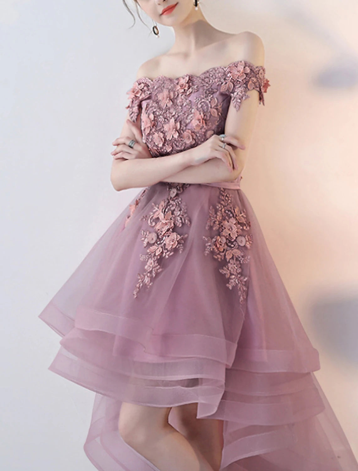 A-Line Prom Party Dress Floral Dress Wedding Guest Prom Asymmetrical Short Sleeve Off Shoulder Tulle with Appliques