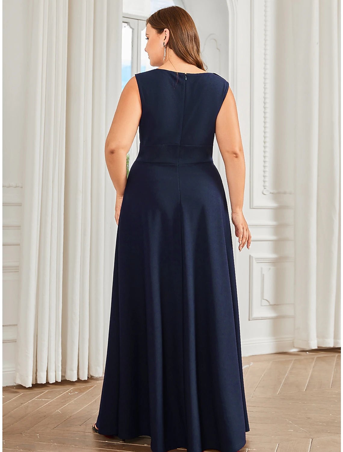 A-Line Evening Gown Elegant Dress Formal Wedding Guest Floor Length Sleeveless Jewel Neck Bridesmaid Dress Polyester with Draping Appliques Pure Color