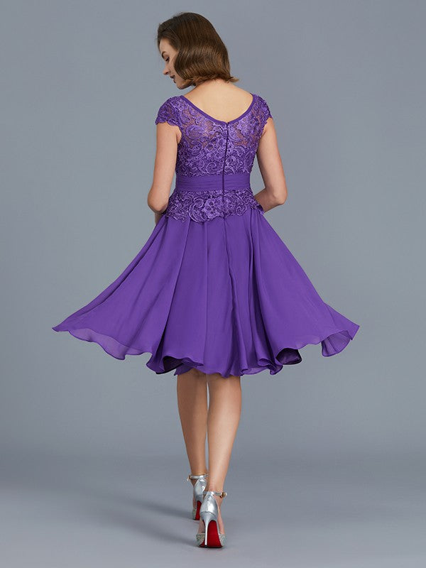 A-Line/Princess Bateau Chiffon Knee-Length Beading Sleeveless Mother of the Bride Dresses