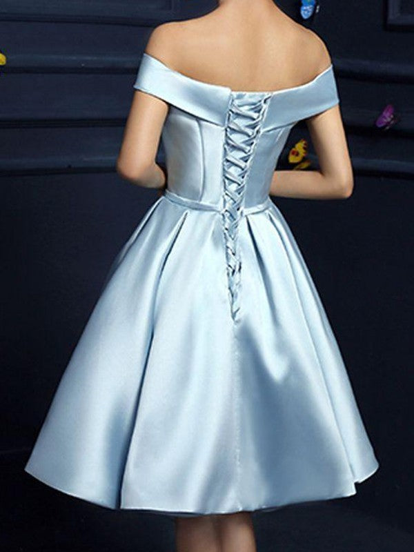 A-Line/Princess Satin Off-the-Shoulder Bowknot Sleeveless Knee-Length Dresses