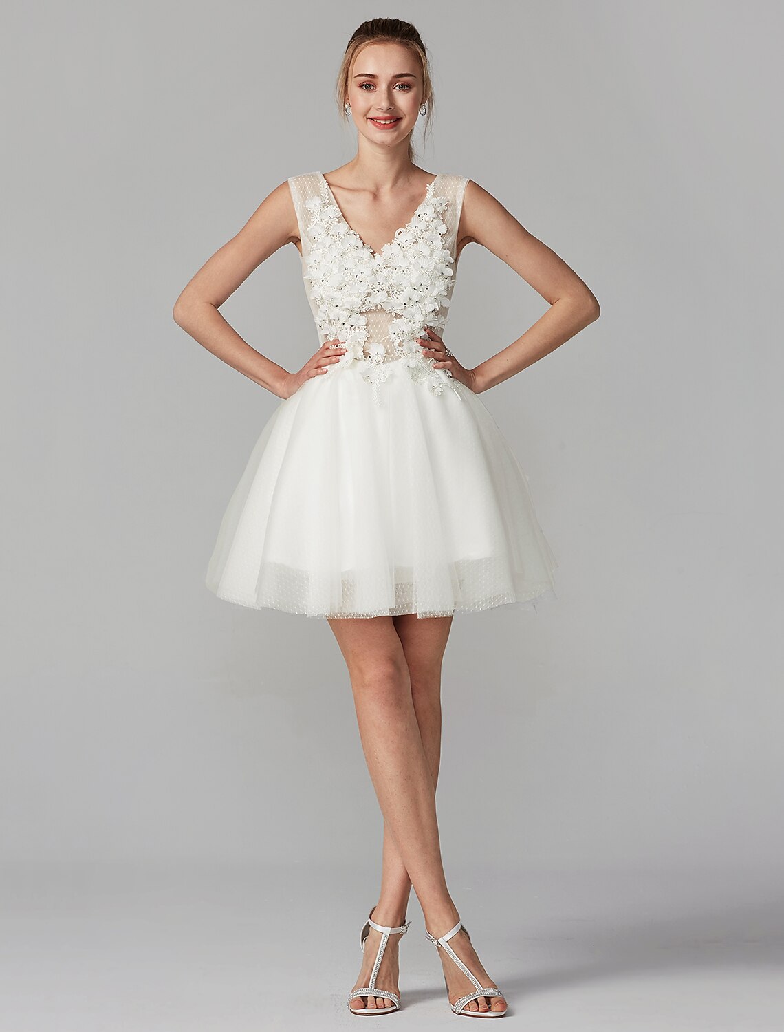 A-Line Party Dress Homecoming Graduation Short / Mini Sleeveless V Neck Lace Over Tulle with Crystals Appliques