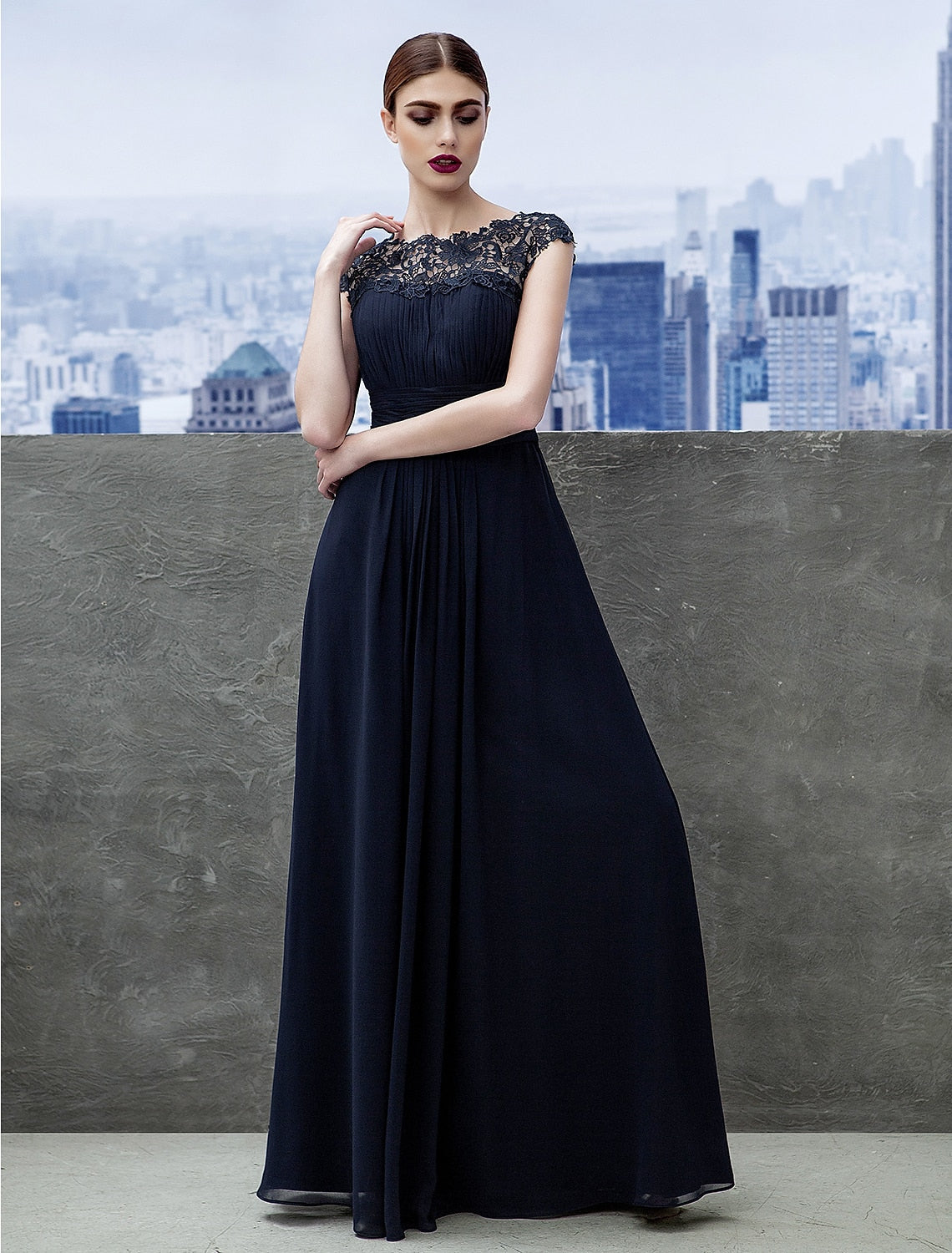 A-Line Evening Gown Empire Dress Wedding Guest Formal Evening Floor Length Short Sleeve Boat Neck Bridesmaid Dress Chiffon with Ruched Lace Insert