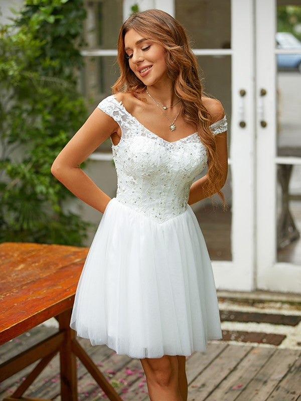 A-Line/Princess Tulle Lace V-neck Sleeveless Short/Mini Dresses