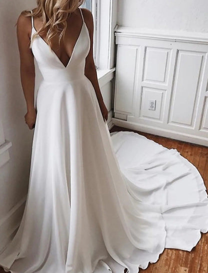 Beach Open Back Boho Wedding Dresses A-Line Camisole V Neck Spaghetti Strap Chapel Train Chiffon Bridal Gowns With Appliques Solid Color