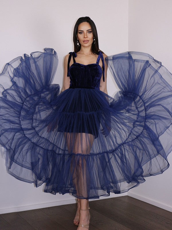 A-Line/Princess Tulle Ruffles Spaghetti Straps Sleeveless Tea-Length Homecoming Dresses