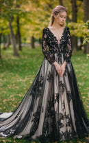 Buyishang Non-Traditional Gothic Black and White Boho Lace Wedding Dress Flowy Forest Sleeved Backless Bridal Gown with Court Train