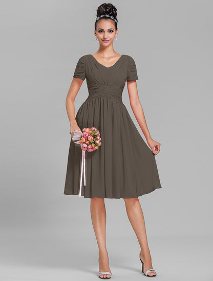 Sheath / Column Bridesmaid Dress V Neck Short Sleeve Vintage Inspired Knee Length Chiffon with Ruched / Draping