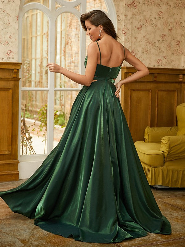 A-Line/Princess Ruffles V-neck Sleeveless Sweep/Brush Train Dresses