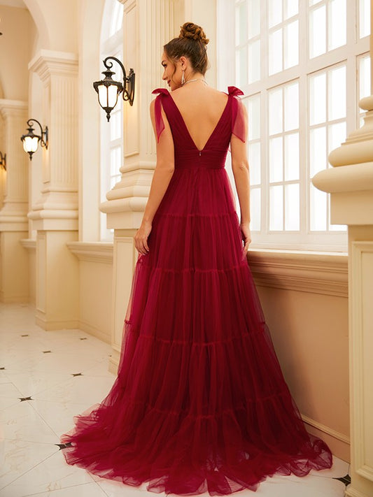 A-Line/Princess Tulle Ruffles V-neck Sleeveless Sweep/Brush Train Dresses