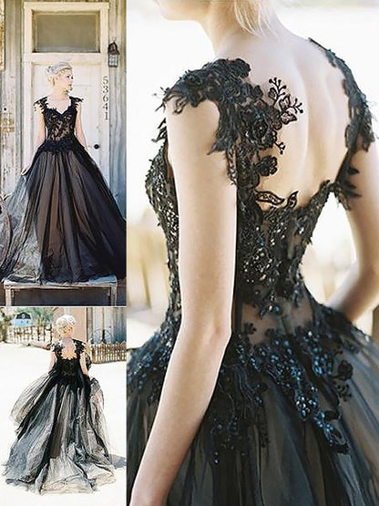 Ball Gown Sleeveless Sweetheart Lace Sweep/Brush Train Tulle Dresses