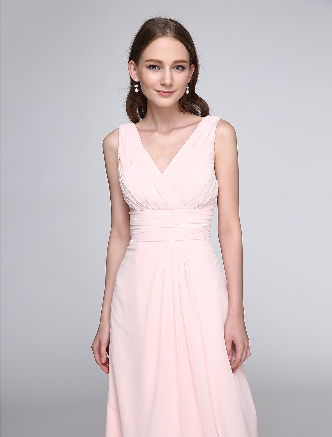 Sheath / Column Bridesmaid Dress V Neck Sleeveless Elegant Floor Length Chiffon with Criss Cross / Ruched