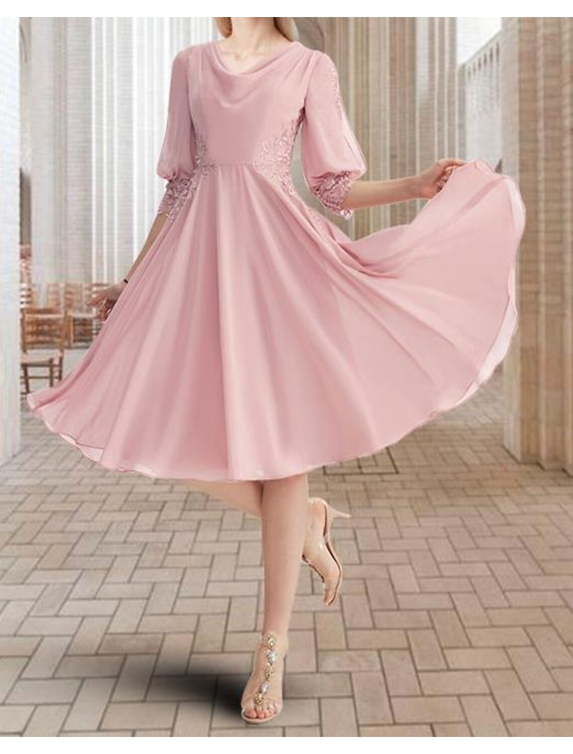 A-Line Mother of the Bride Dress Elegant Sweet Cowl Neck Knee Length Chiffon Lace 3/4 Length Sleeve with Pleats Appliques