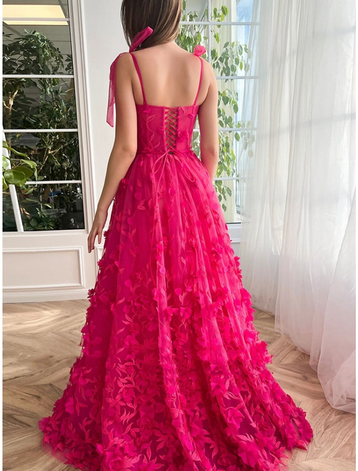 A-Line Prom Dresses Elegant Dress Formal Sweep / Brush Train Sleeveless Square Neck Tulle with Feather Pleats Slit