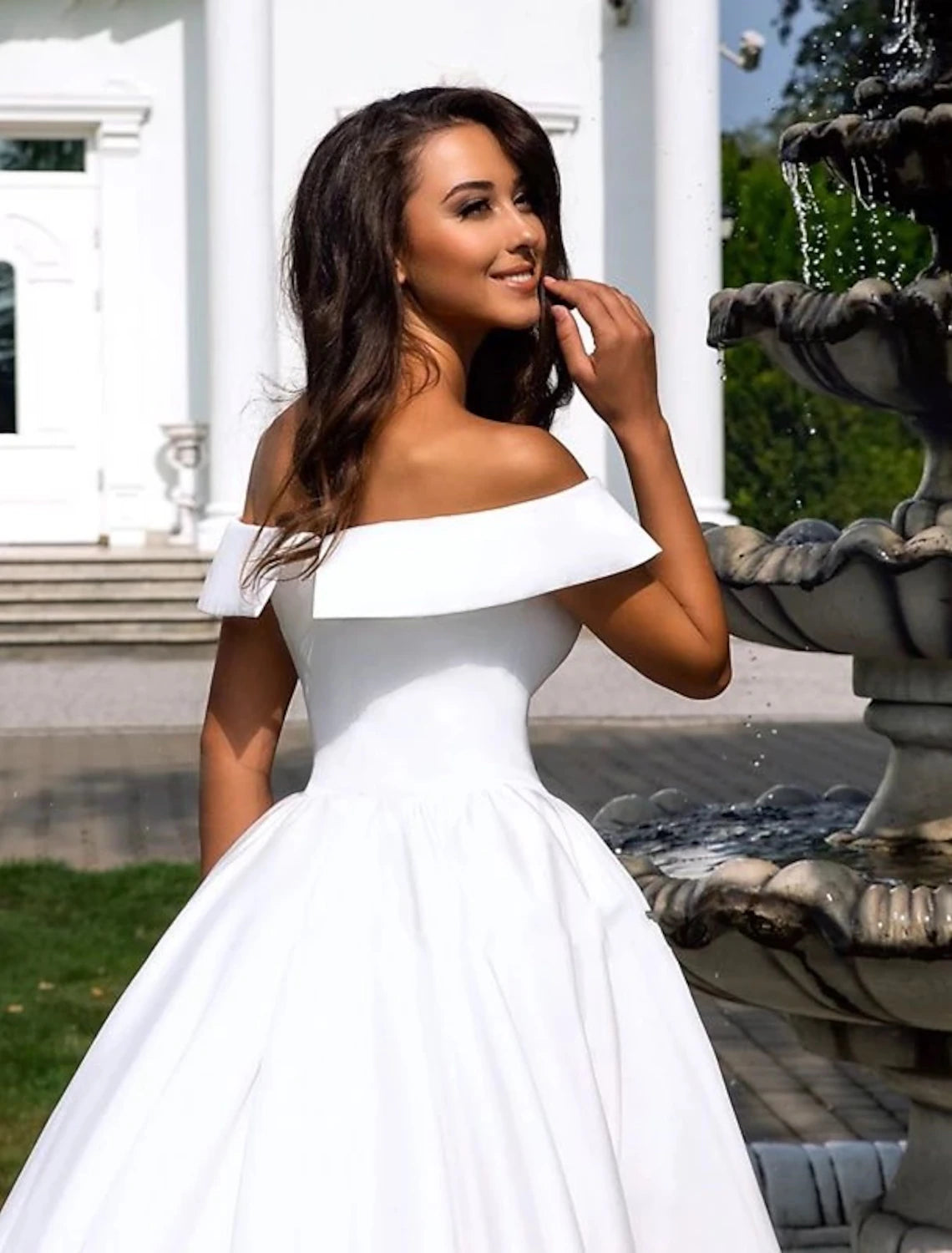 Formal Wedding Dresses Ball Gown Off Shoulder Cap Sleeve Chapel Train Satin Bridal Gowns With Pleats