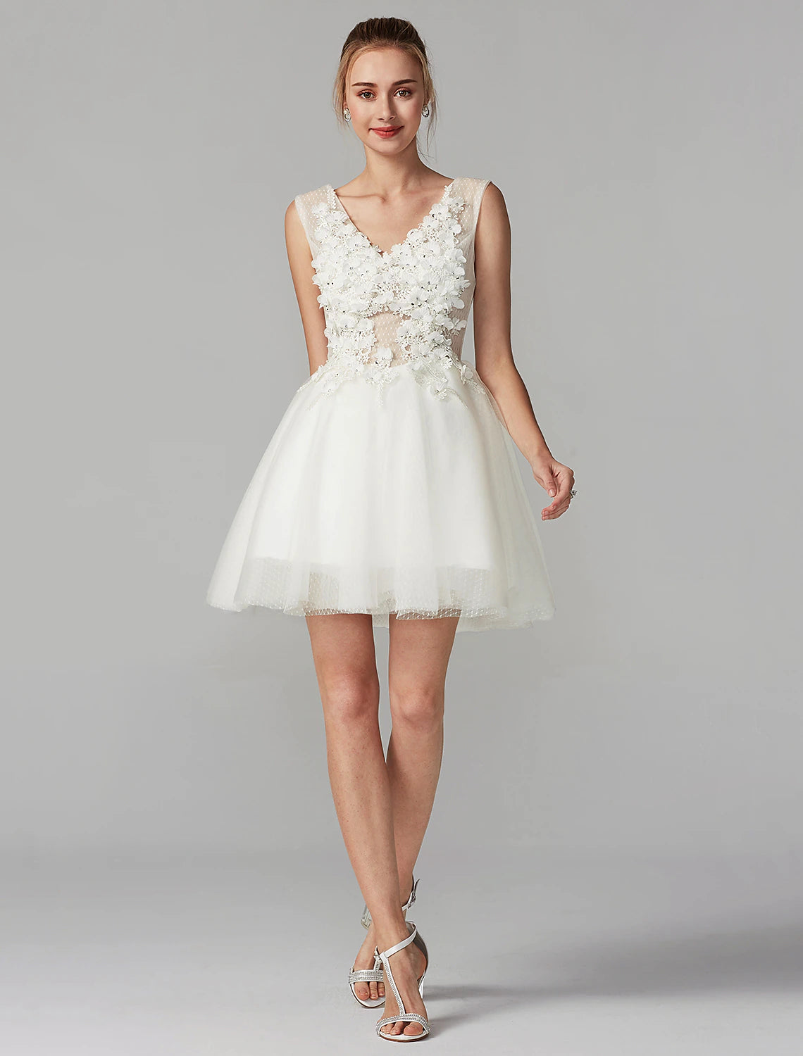 A-Line Party Dress Homecoming Graduation Short / Mini Sleeveless V Neck Lace Over Tulle with Crystals Appliques